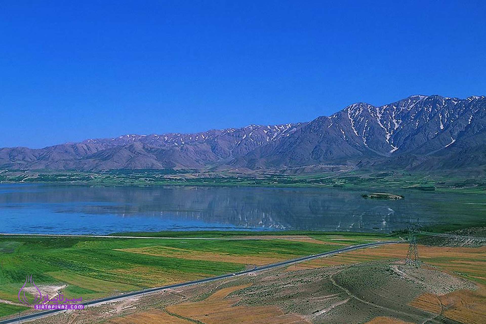 مسیر دسترسی به تالار چغاخور