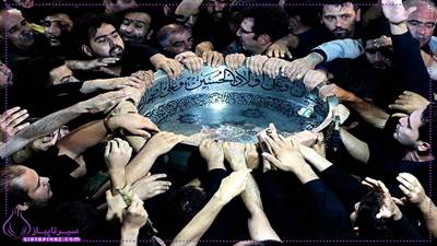 آیین طشت‌گذاری اردبیل با پیشینه صفوی، نماد زنده فرهنگ عاشورایی است. این مراسم که با طشت‌های میناکاری شده و آب‌های مقدس برگزار می‌شود، هزاران زائر را جذب می‌کند و اردبیل را به قطب عزاداری ایران تبدیل کرده است.  