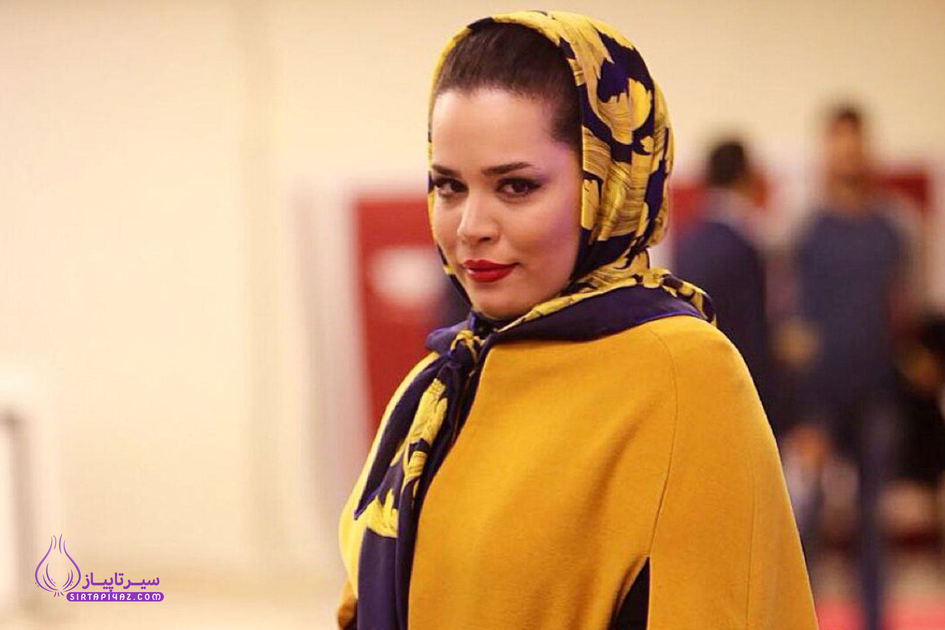 ملیکا شریفینیا ملیکا شریفینیا