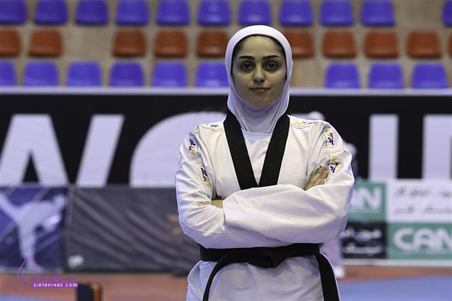 پریسا جوادی