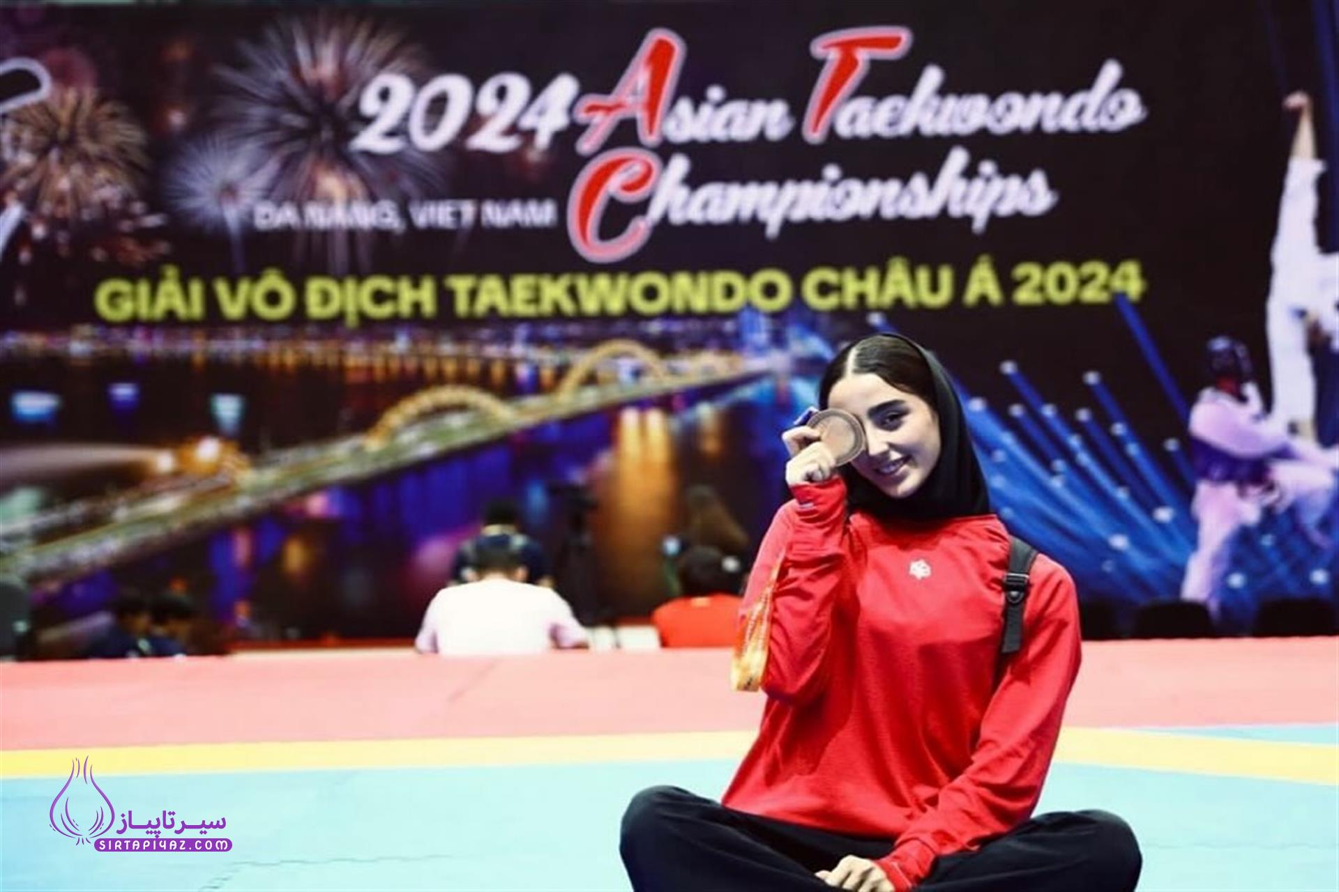 سعیده نصیری