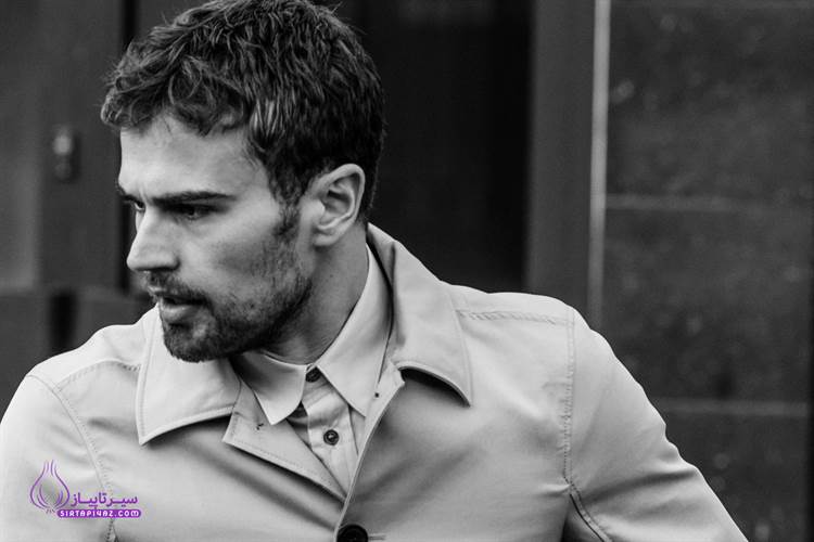 تئو جیمز کیست؟ داستان زندگی، همسر و موفقیت‌های ستاره بریتانیایی
